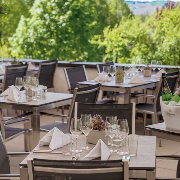 Die-Terrasse-im-Sonnengut